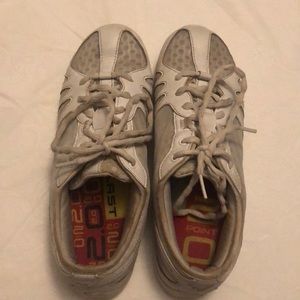 Varsity cheer shoes size 8